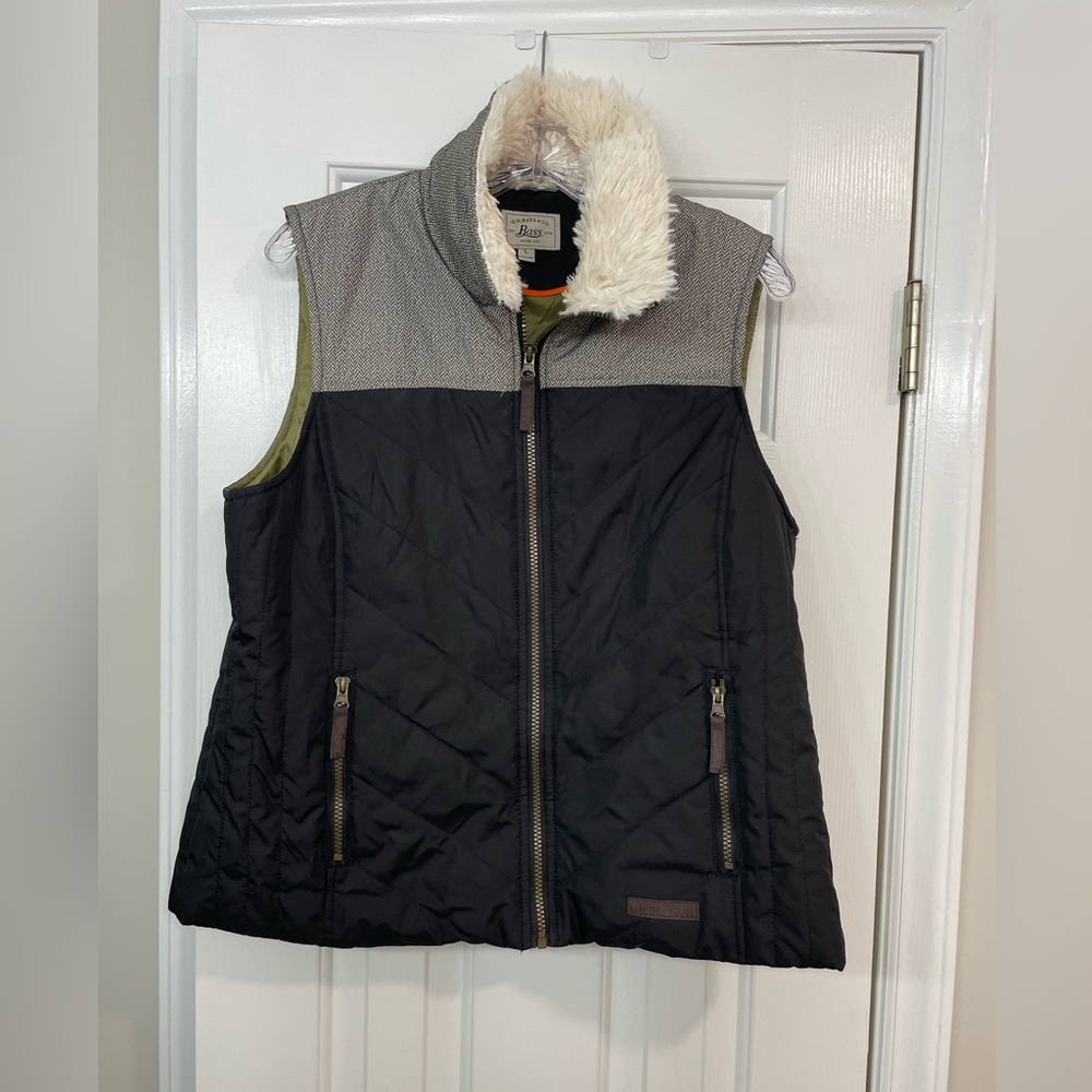 G.H. Bass Womens L Black Vest Full Zip Pockets Faux Fur Collar